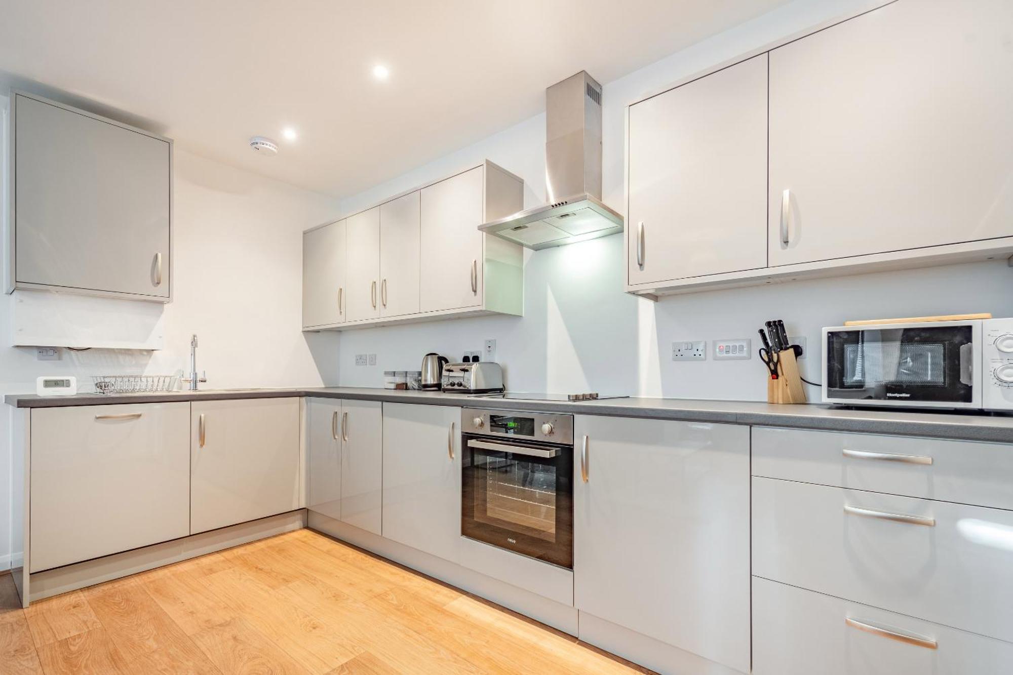 Appartamento Modern, Living Apartments- Private Parking *